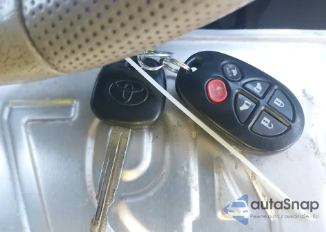 2013 Toyota Sienna Xle 7 Passenger from USA, damaged, VIN 5TDDK3DC1DS070952